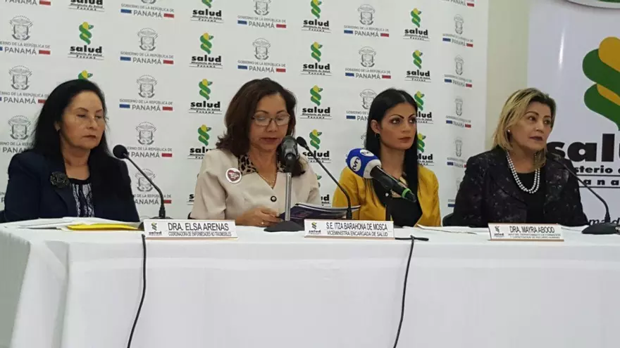 La directora Nacional de Salud, Itza Barahona de Mosca participó de la conferencia.