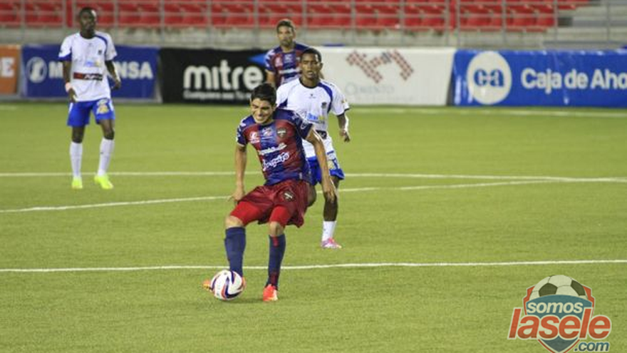 Juan Ramón Solís podría jugar su último partido como profesional