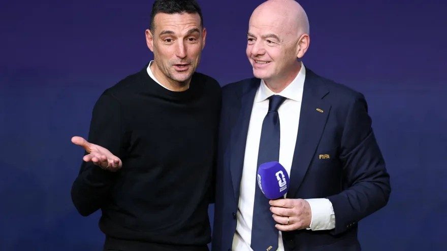 Mundial 2026 Lionel Scaloni junto a Gianni Infantino