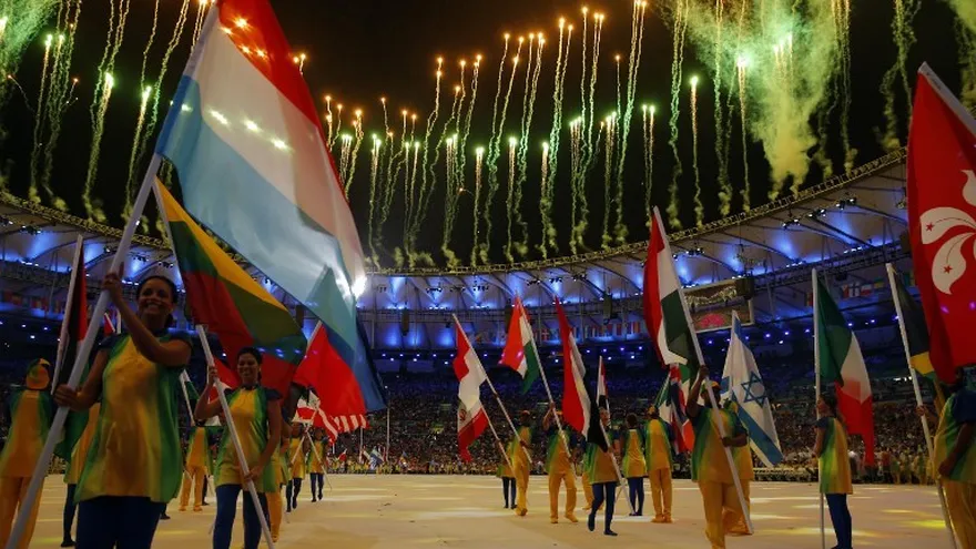 Brasil clausura su fiesta con carnaval