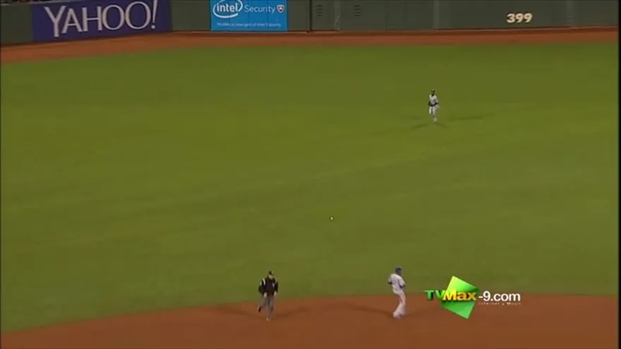 Pence acerca a los Gigantes 4 a 3 ante Reales