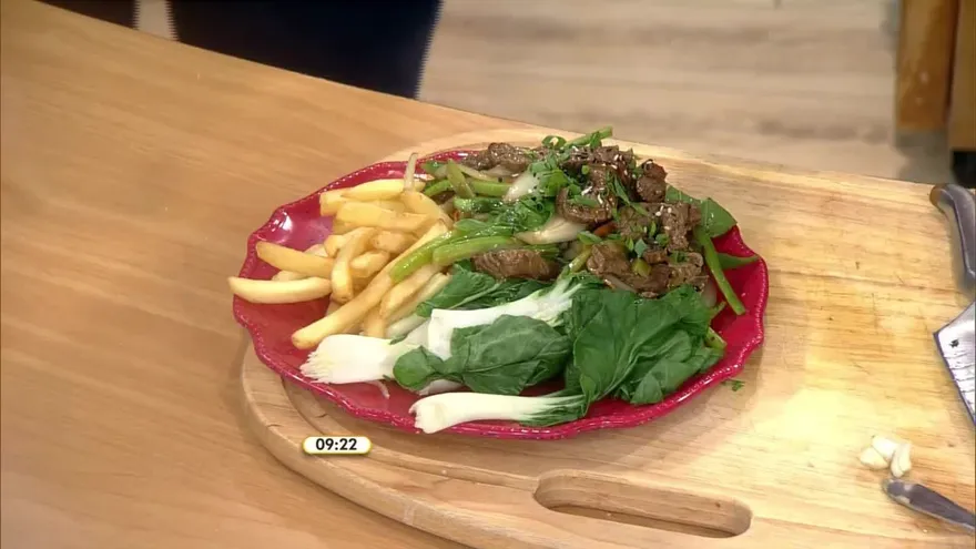 Alexis nos enseña a hacer un rico bistec picado chino