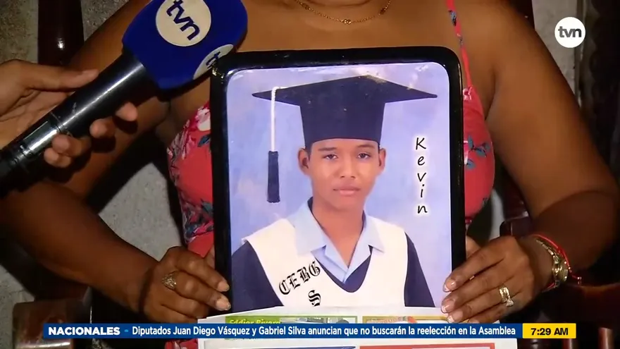 Madre busca a su hijo desaparecido desde hace más de un año