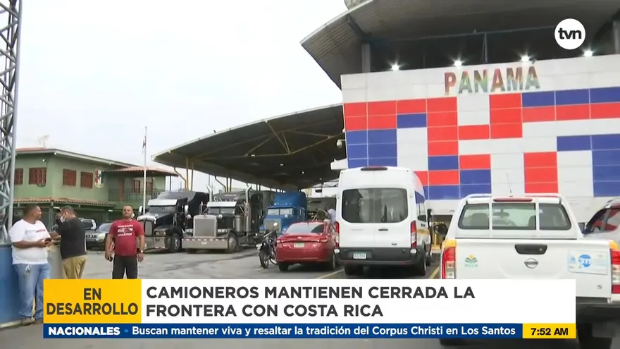 Camioneros cierran la frontera de Panamá con Costa Rica