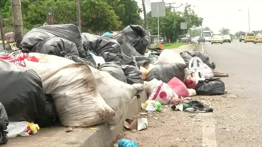 Residentes en Tocumen, cansados por  problemas con la basura
