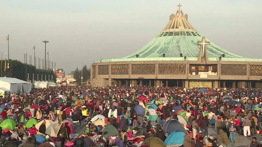 Millones visitan Basílica de la Virgen de Guadalupe en México