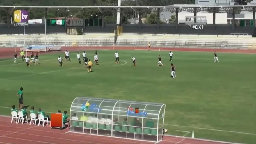 El equipo de Fidel Escobar, el Sporting de Portugal B perdió ante el Nacional Madeira