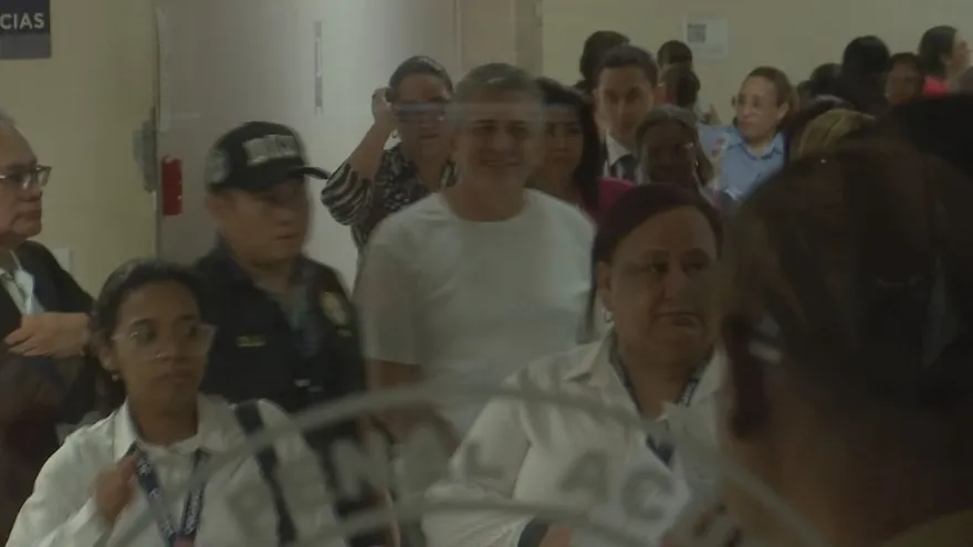 Javier Fanuco sonríe en medio de audiencia de garantías