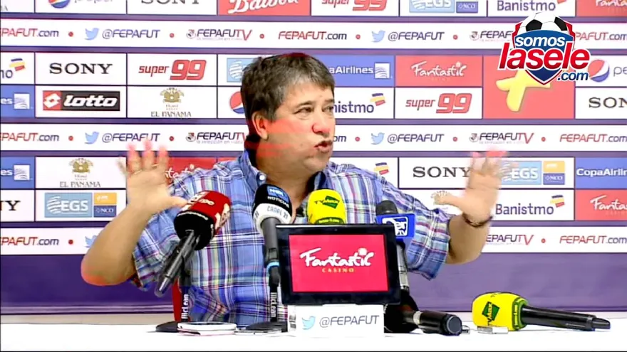 Segunda parte de la conferencia del Bolillo Gómez