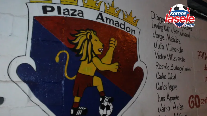 Somos La Sele en las entrañas del barrio, Plaza Amador y sus 60 años
