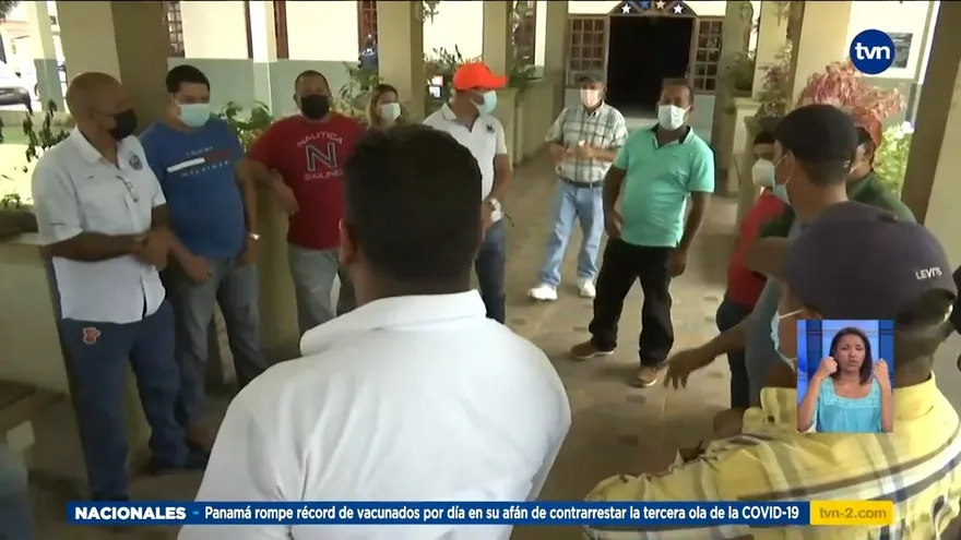 Camioneros protestan en la gobernación de Chiriquí