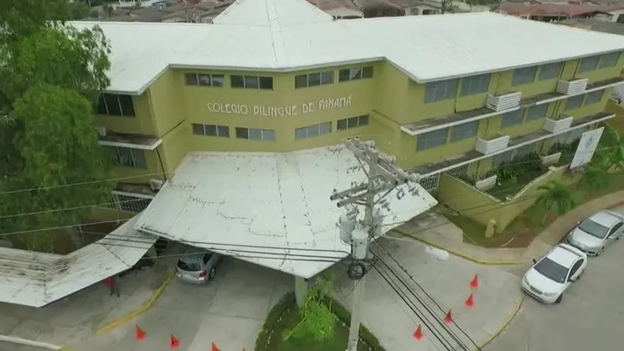 Surge conflicto por tubería rota en Praderas de San Antonio