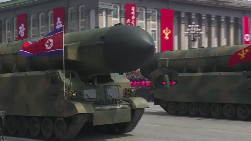 Corea del Norte lanza misil fallido mientras EEUU sube presión