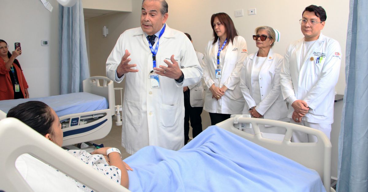 Inauguran sala de cuidados paliativos oncológicos en la Ciudad de la Salud