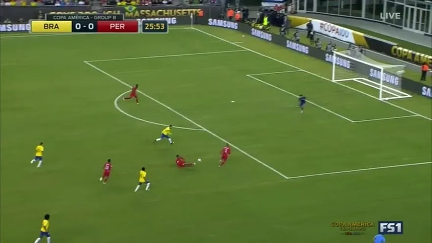 Perú elimina a Brasil con gol para la polémica