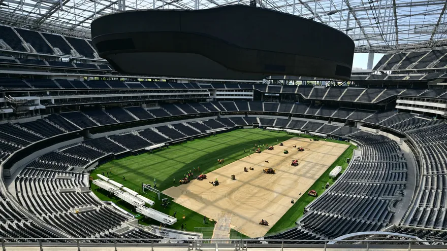 El estadio de Los Ángeles se somete a un lavado de cara para el Mundial