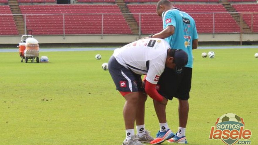 Yau sufre lesión que lo excluye de la sele