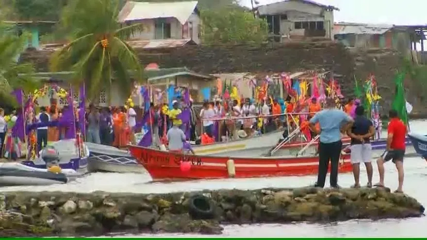 Primer Festival de la Pollera Congo