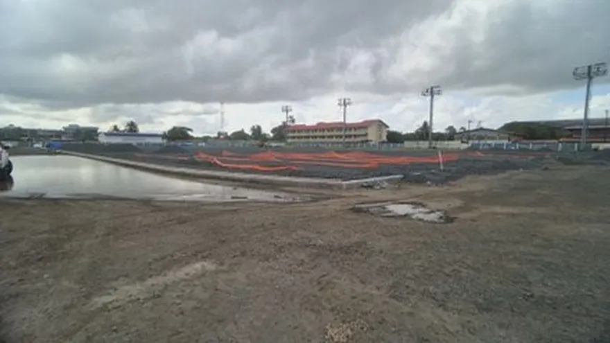 Reconstrucción del estadio Armando Dely Valdés alcanza 60% de avance