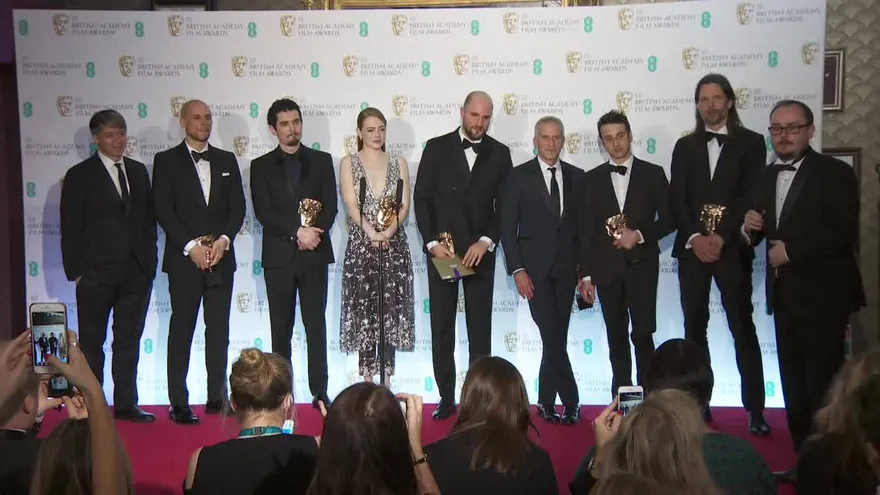 La La Land triunfa en la entrega de los Bafta