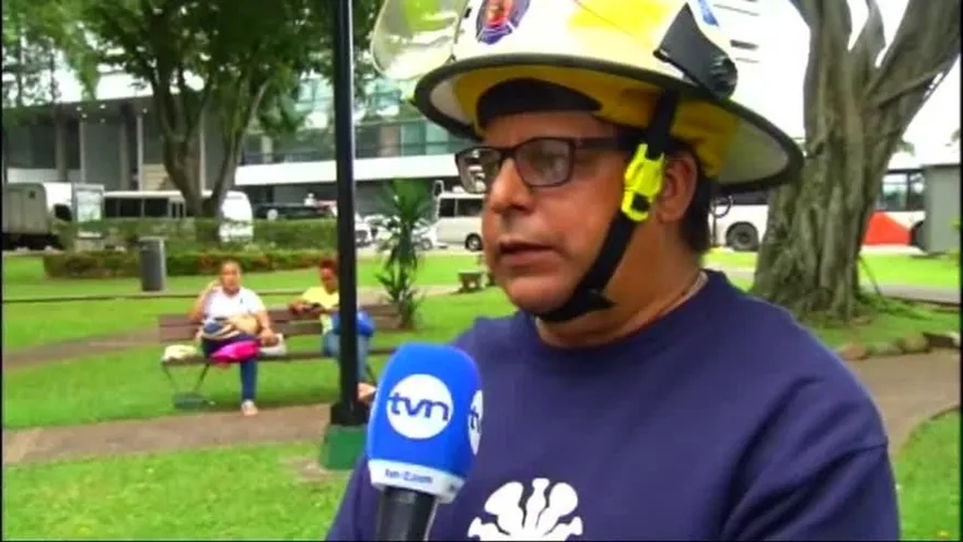 Comandante Ricardo De León habla del desfile de antorcha