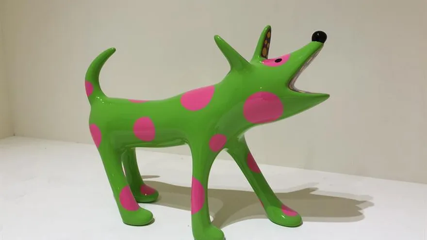 Fotografía cedida este sábado por la Galería Nacional de Arte de Washington en la que se registró la obra "Sho-chan", de la artista Yayoi Kusama, que hará parte de la exposición "The Life of Animals in Japanese Art" (La vida de los animales en el arte japonés).