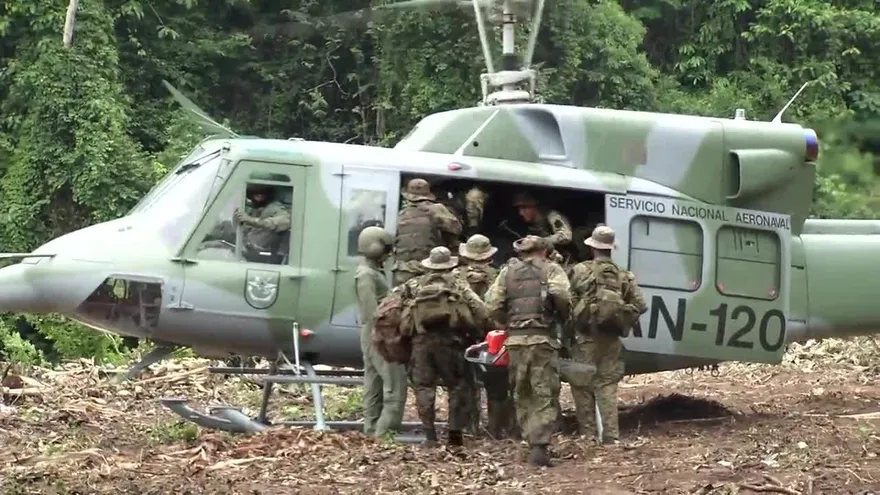 Ministerio de Seguridad suspende compra de equipos y uniformes