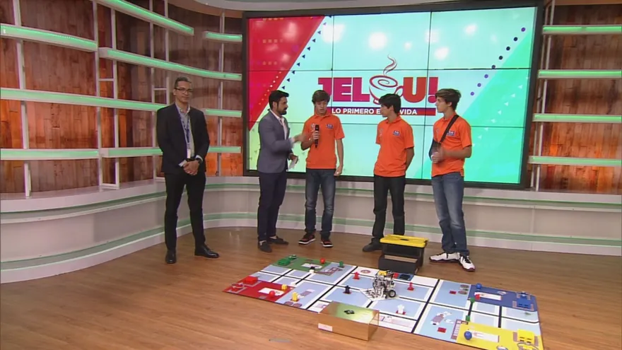 Representantes de Panamá en las Olimpiadas de Robótica.