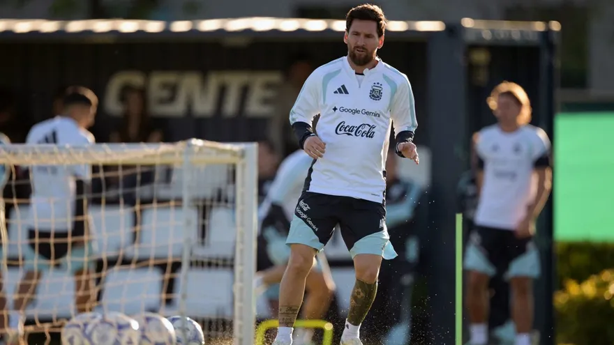 Lionel Messi en su último entrenamiento con la selección de Argentina