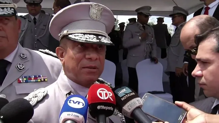 Alerta roja contra Martinelli está vigente