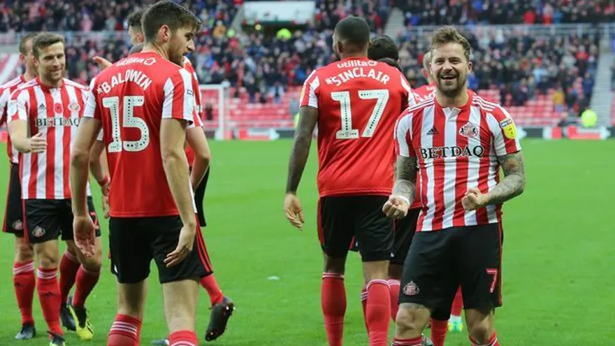 Sunderland, de tercera, elimina al Burnley en la Copa de la liga inglesa