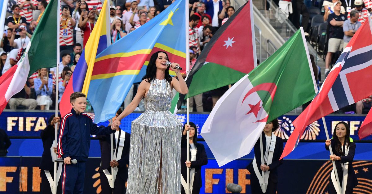 Katy Perry, Lisa y Anitta brillan en una espectacular apertura mundialista