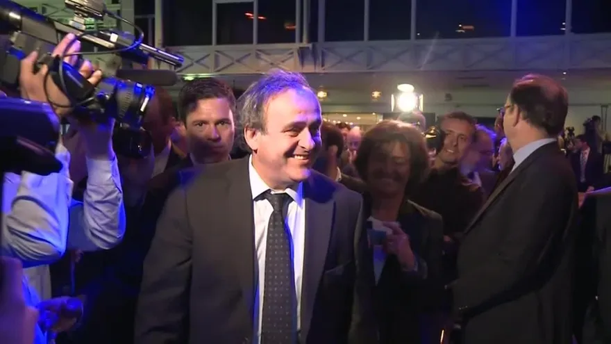 Al congelador la candidatura de Platini a la presidencia FIFA