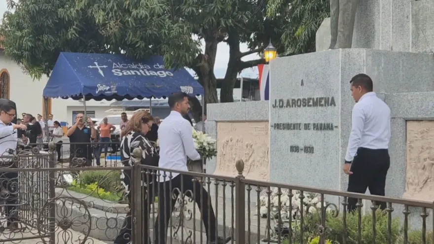 Docentes de Veraguas destacan el legado de Juan Demóstenes Arosemena.