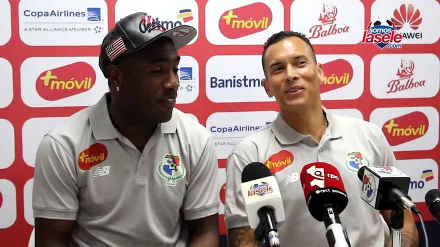 Un toque de humor con nuestros delanteros Tejada y Blas