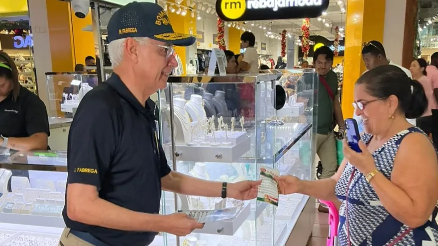 Bomberos lanzan campaña 'Navidad Segura'