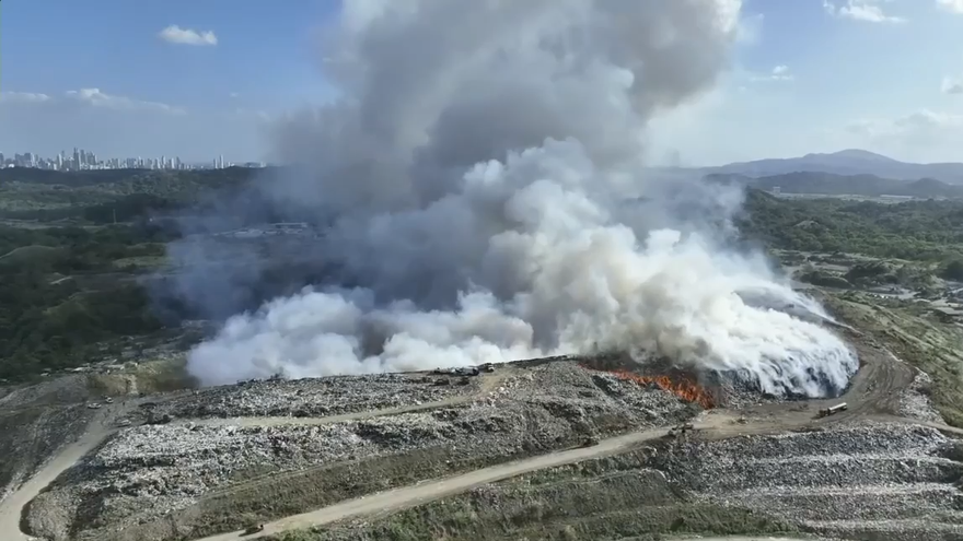 Humo tóxico de Cerro Patacón permanecerá varias semanas
