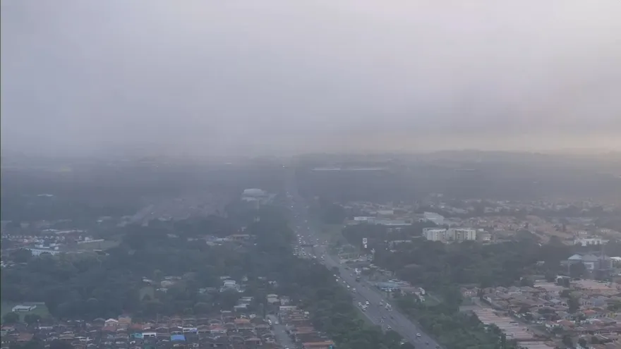Fuerte neblina sobre la ciudad de Panamá