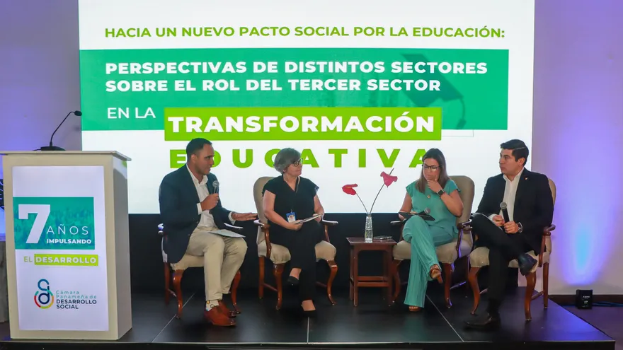 Una actividad por el séptimo aniversario de Capadeso