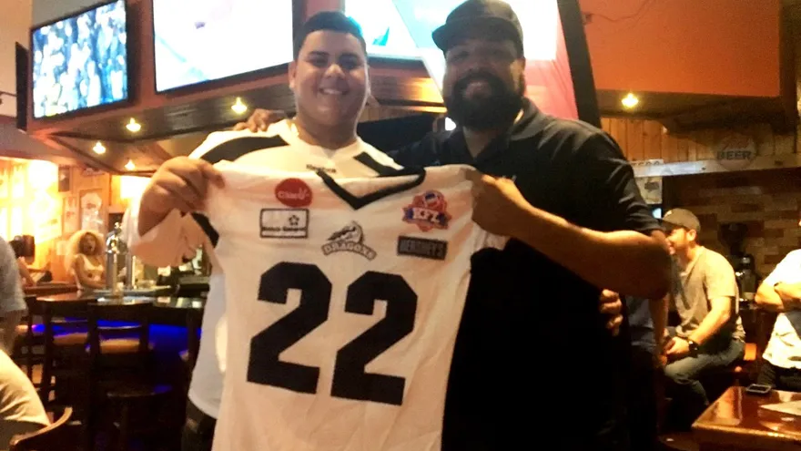 ‘Dragons' se llevan el primer pique de la varsity KFL