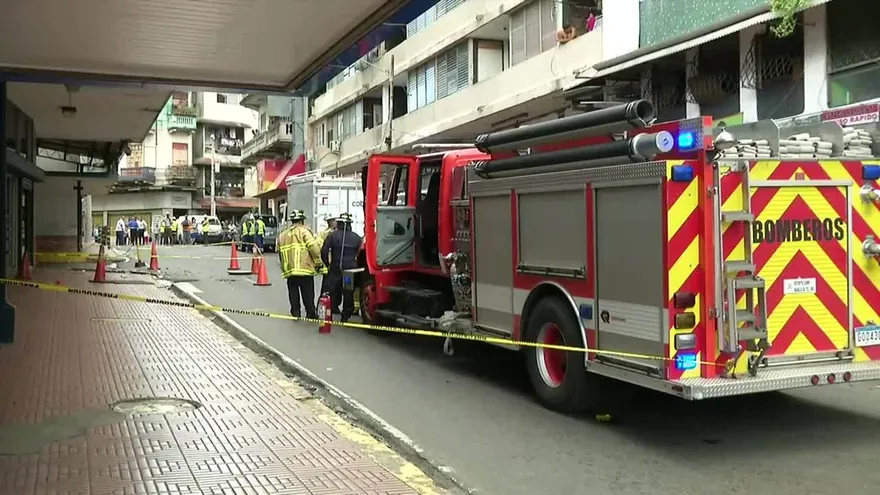 Víctima de explosión en Santa Ana permanece 'delicada, pero estable'