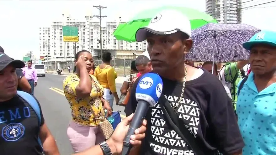 Obreros amenazan con levantar huelga si no reciben pago del Suntracs