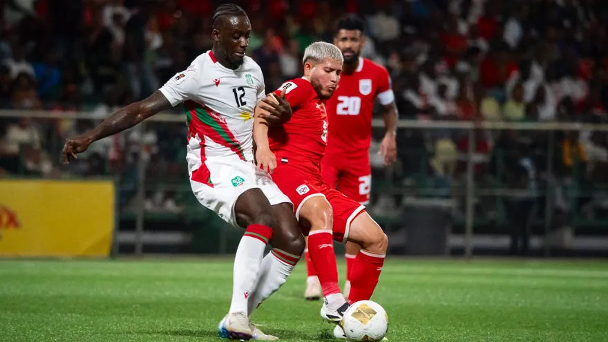 Cristian Martínez durante el partido ante Surinam