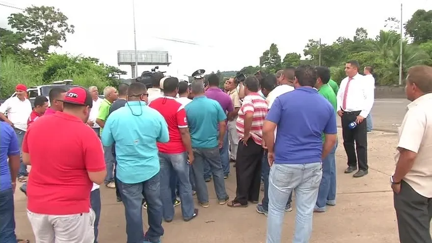 Taxistas piden un alto a la competencia desleal en Arraiján