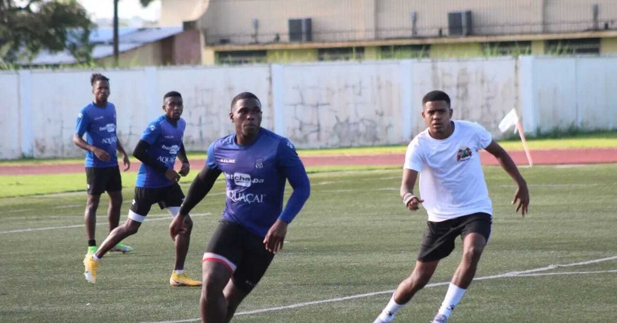 Deportivo Árabe Unido El Deportivo Árabe Unido derrotó a CD Centenario