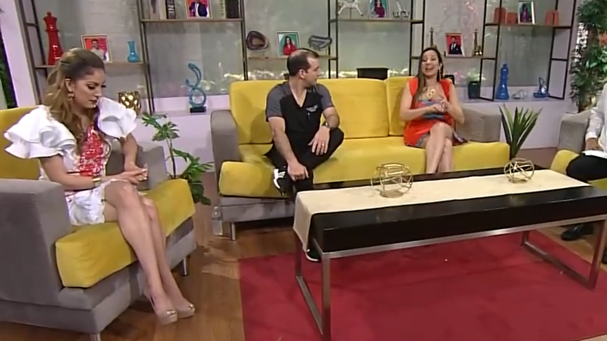 El equipo discutió del foro