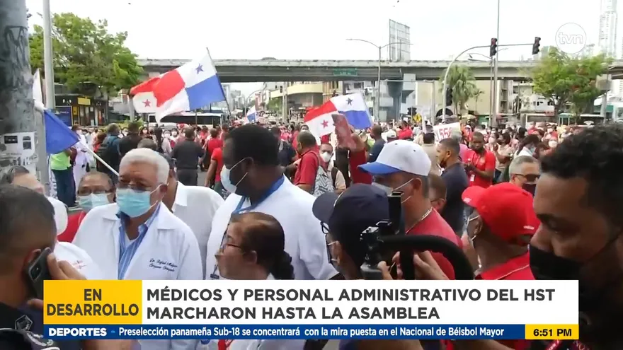 Personal marcha del hospital Santo Tomás marcharon Asamblea
