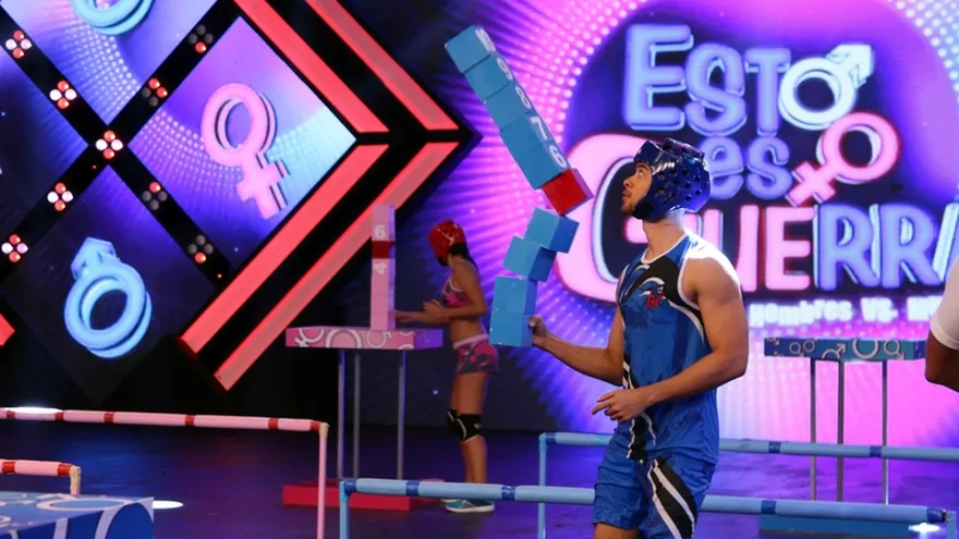 ¡Impactantes reacciones de las chicas por trampa de los hombres!