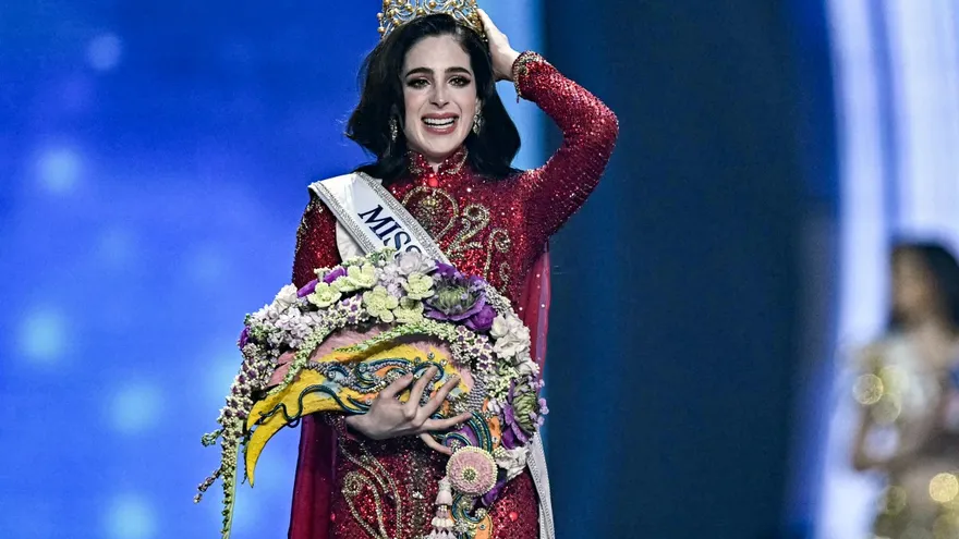 Mexicana Fátima Bosch se coronó Miss Universo 2025
