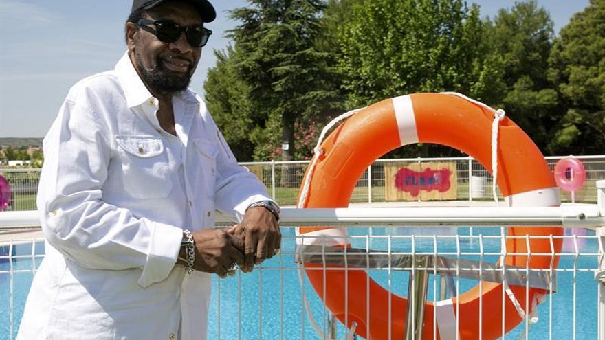 El veterano cantante de soul William Bell, Premio Grammy en 2016, quien realiza su primera gira por España y actúa hoy en el Slap Festival de Zaragoza, durante una entrevista con Efe.